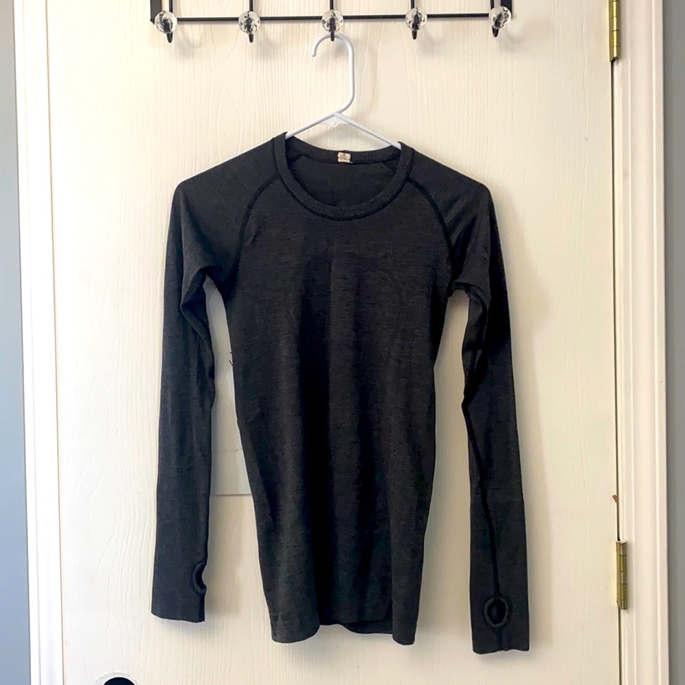 Lululemon swiftly tech long sleeve